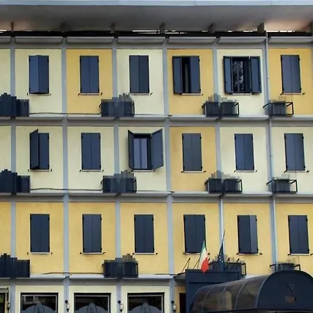 Hotel Ristorante Tre Leoni 3*