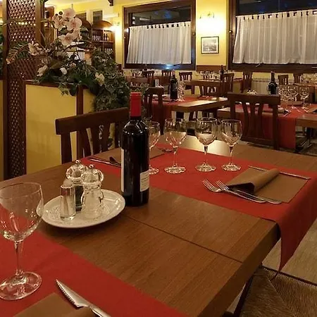 Ristorante Tre Leoni Hotel Somma Lombardo