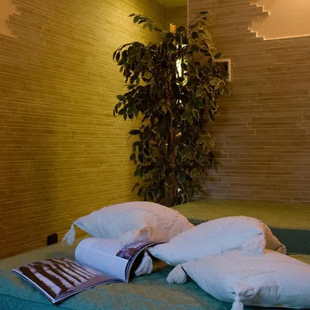 Hotel Ristorante Tre Leoni