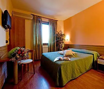 Hotel Ristorante Tre Leoni