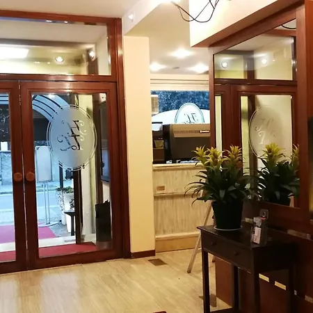 特雷里欧尼餐厅酒店